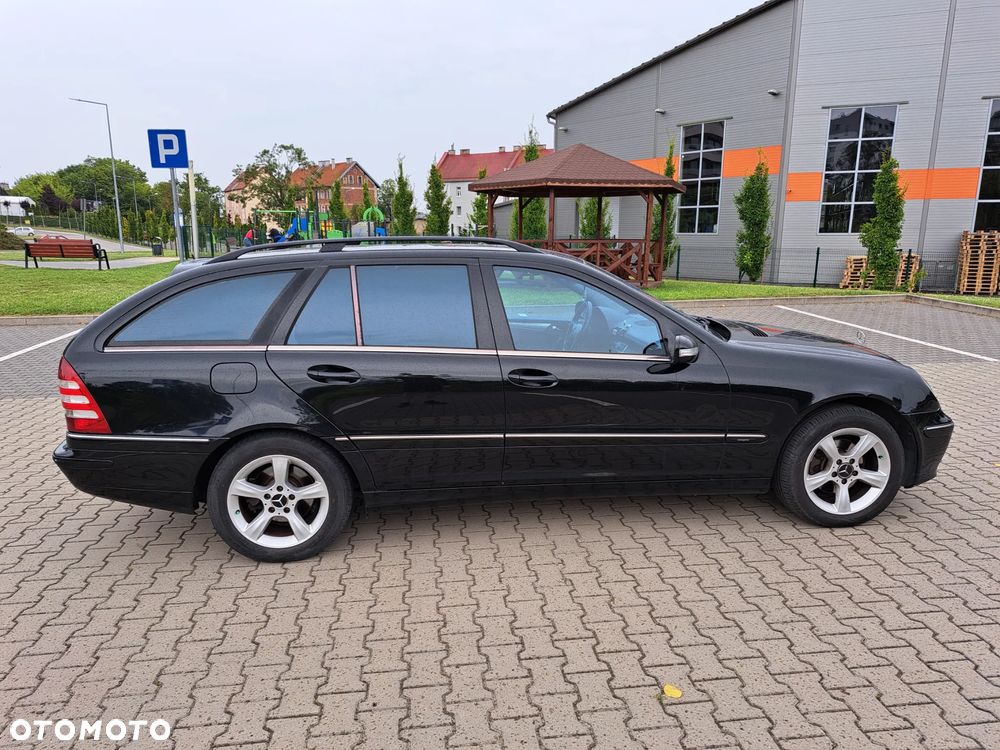 Mercedes-Benz Klasa C 220 CDI Automatik Avantgarde DPF - 6