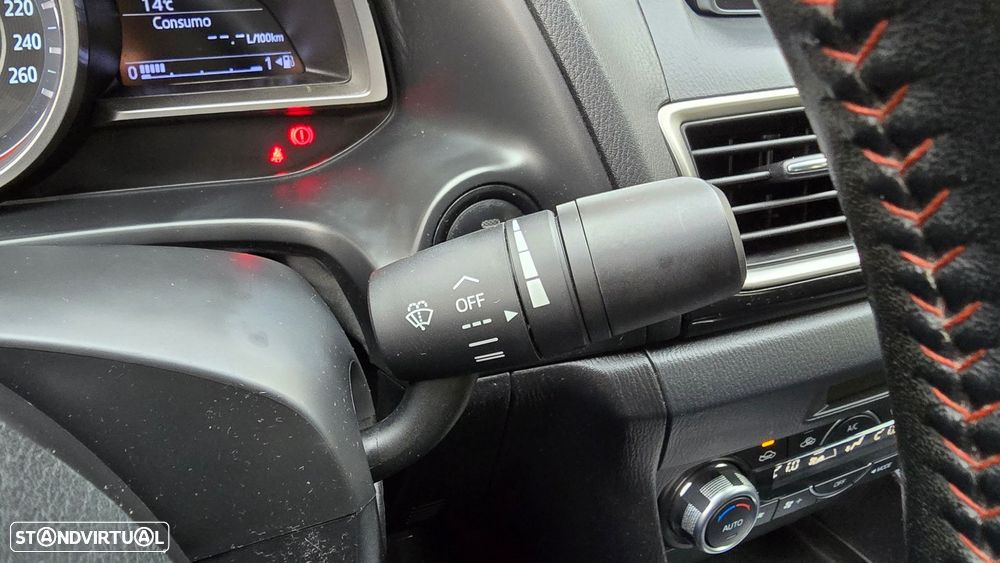 Mazda 3 Hatchback - 16