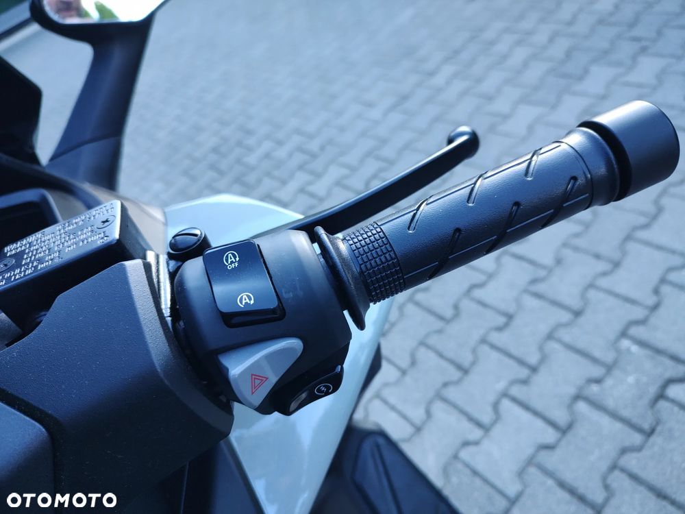 Honda NSS - 6