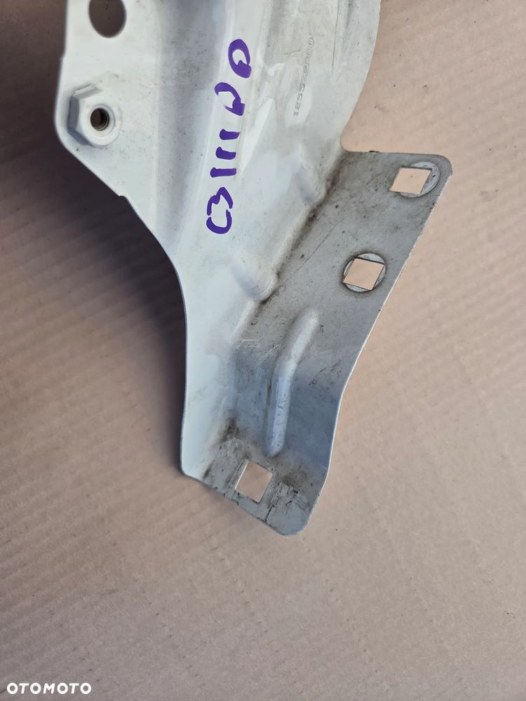 Mocowanie wspornik błotnika prawy przód Citroen C3 III - 3