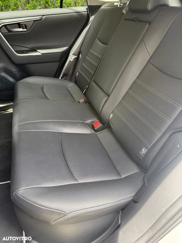 Toyota RAV4 2.5 VVT-iE 4x4 Luxury Premium - 11