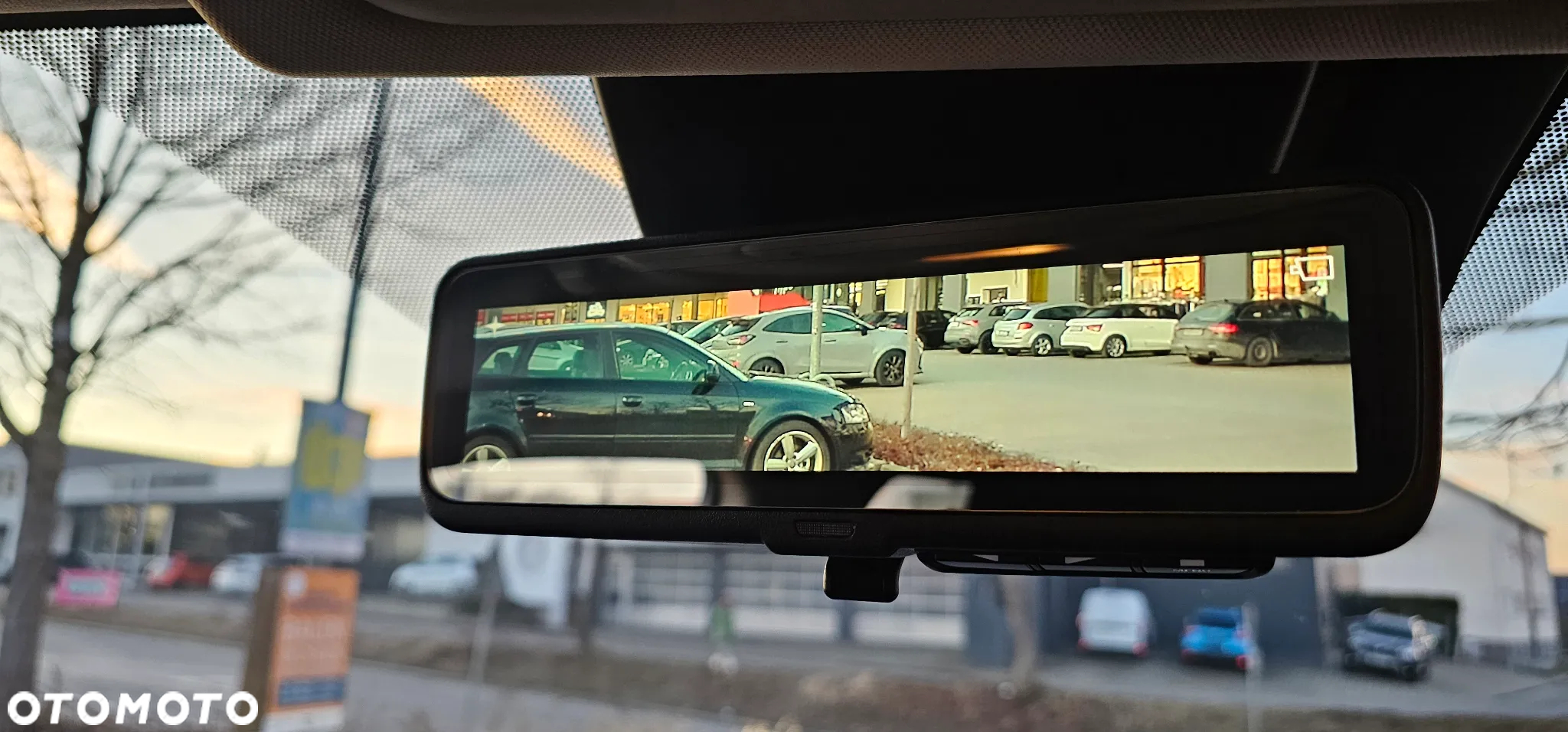 Toyota RAV4 - 6