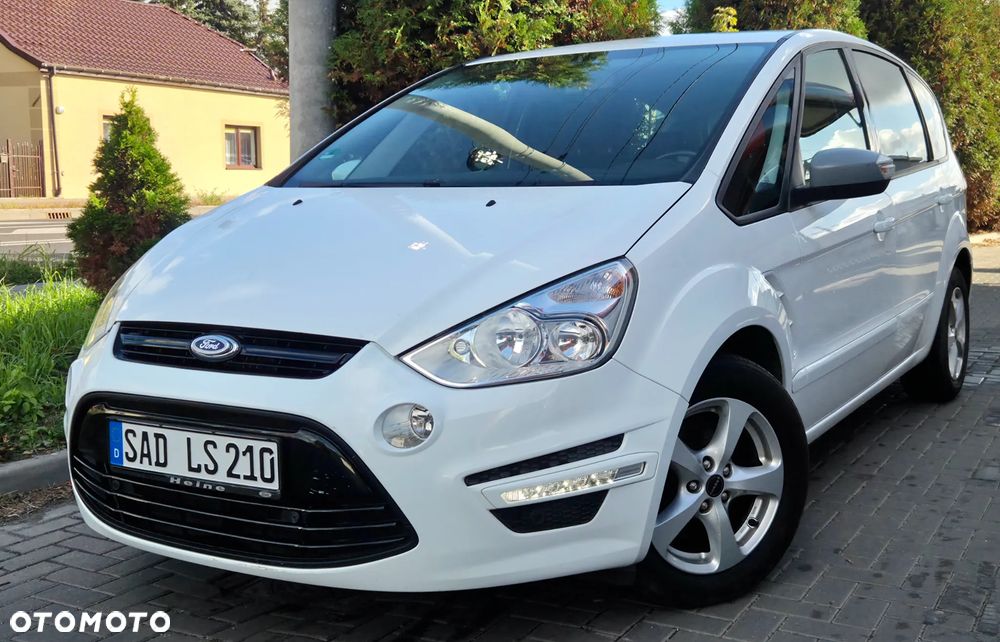 Ford S-Max 2011 photo 2