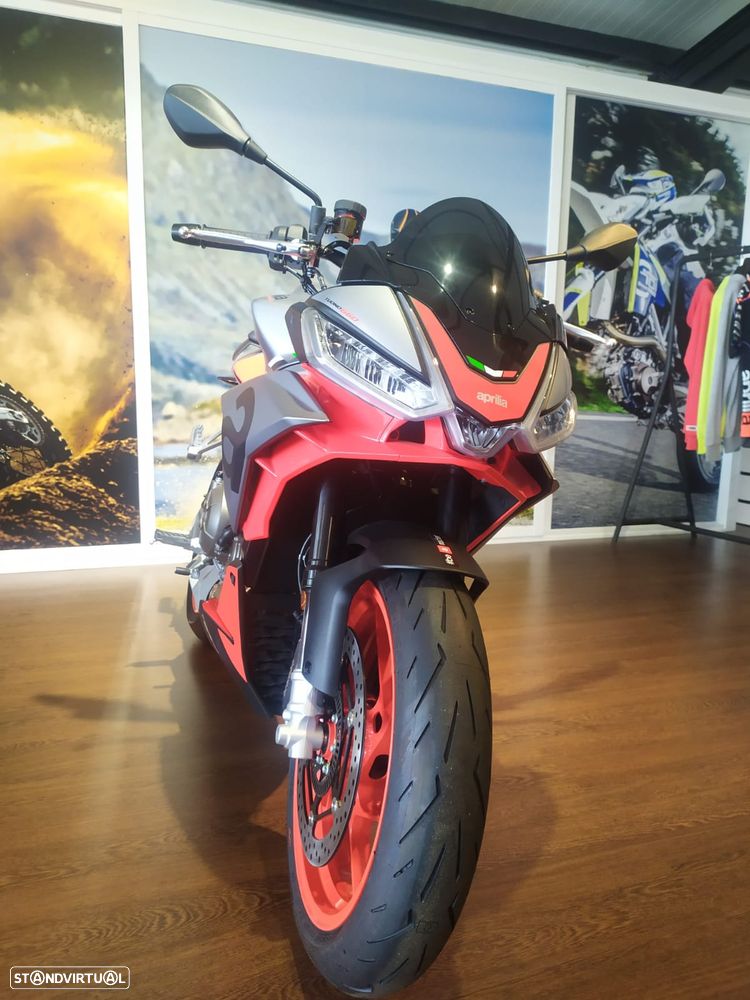 Aprilia Tuono 660 CINZA IRIDIUM - 3