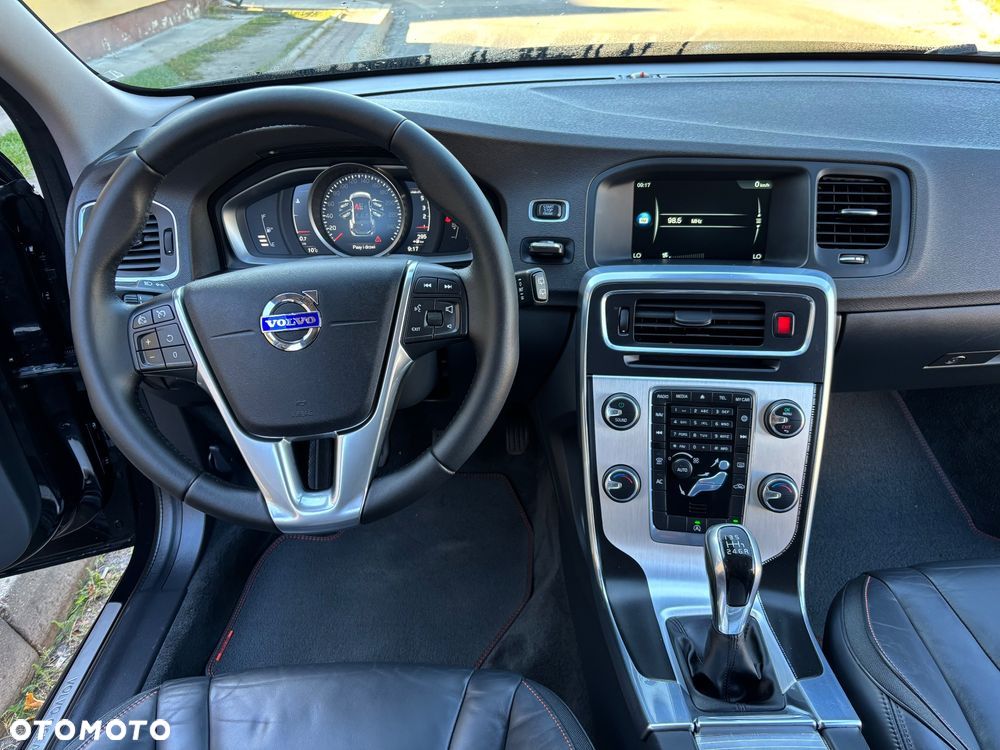 Volvo V60 D3 Drive-E Ocean Race - 9