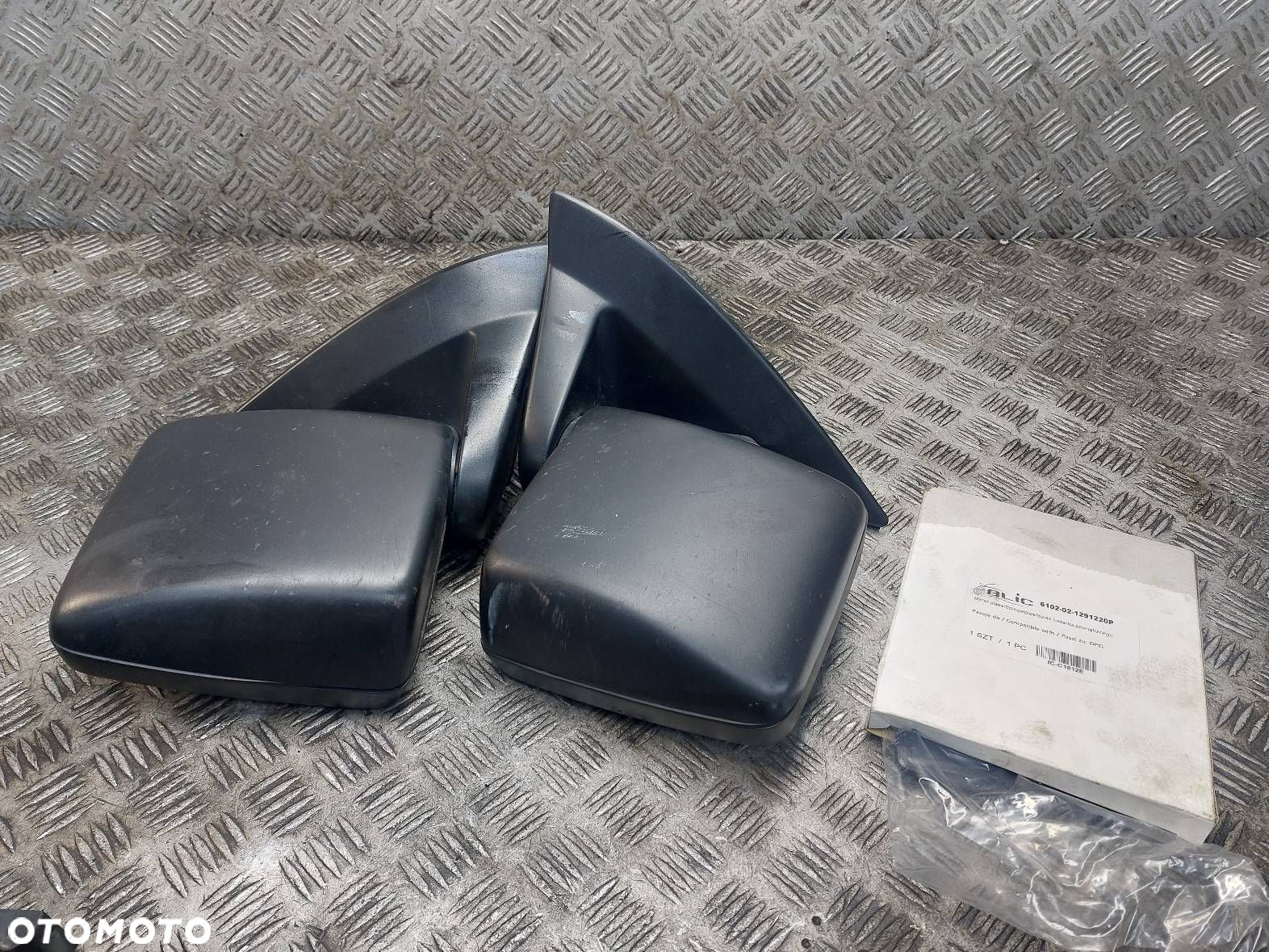 LUSTERKO LEWE + PRAWE MANUALNE OPEL COMBO C EU 24400680 24400682 - 2