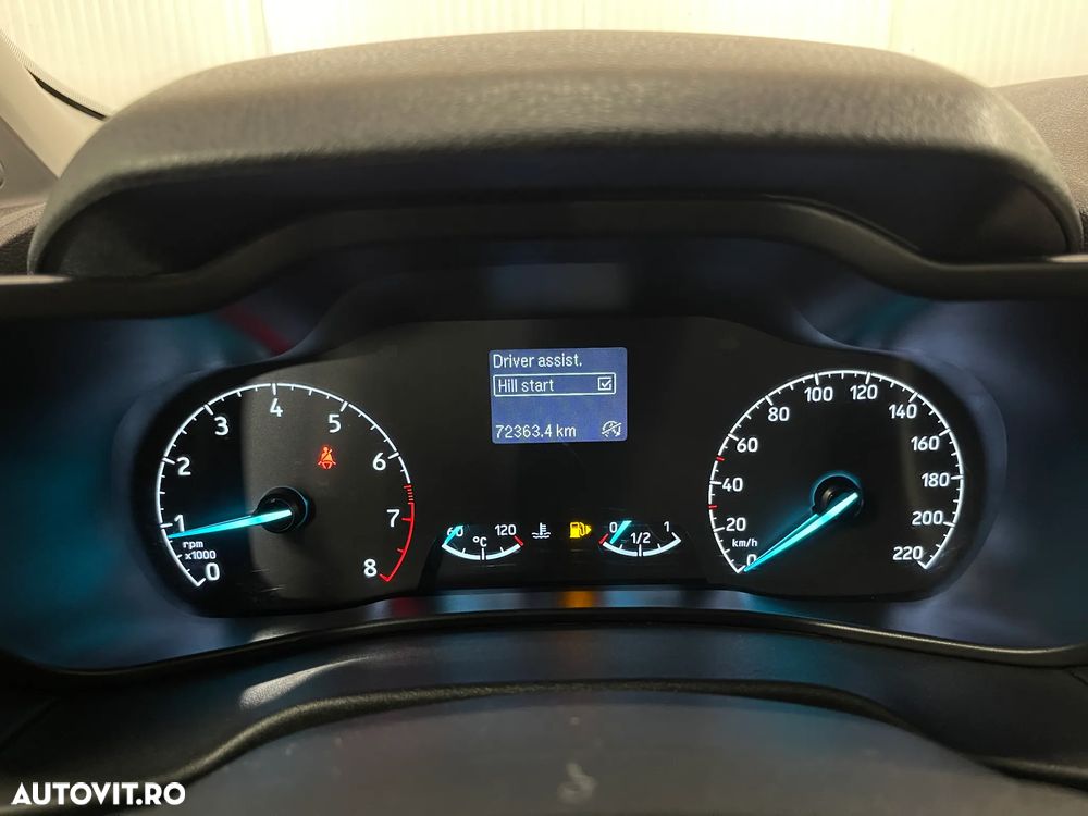 Ford Transit Connect - 12