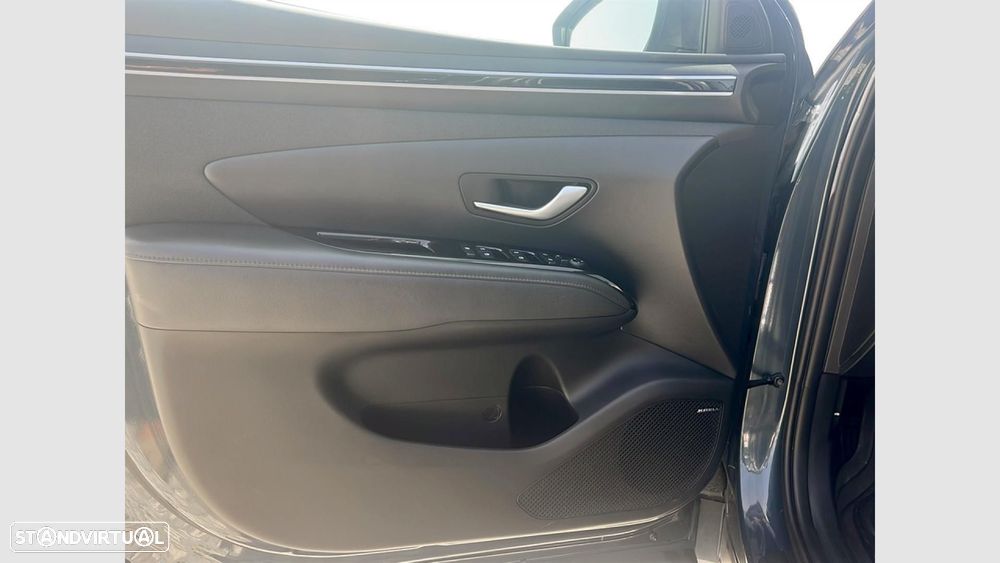 Hyundai Tucson 1.6 T-GDI PHEV Vanguard - 12