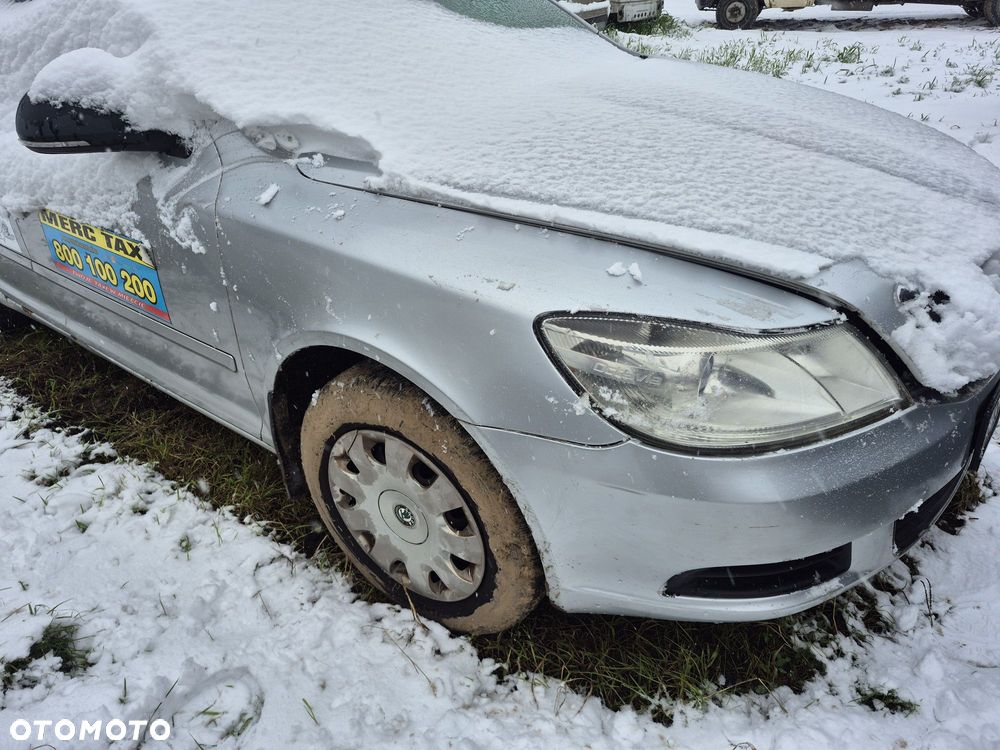 Zderzak kompletny skoda octavia II lift la7w