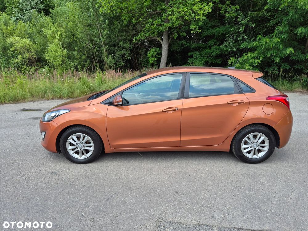 Hyundai i30 blue 1.4 Style - 4
