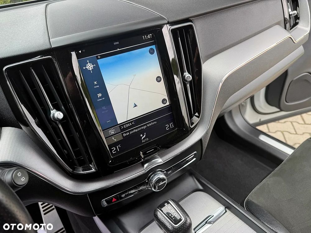 Volvo XC 60 D4 AWD Geartronic RDesign - 35