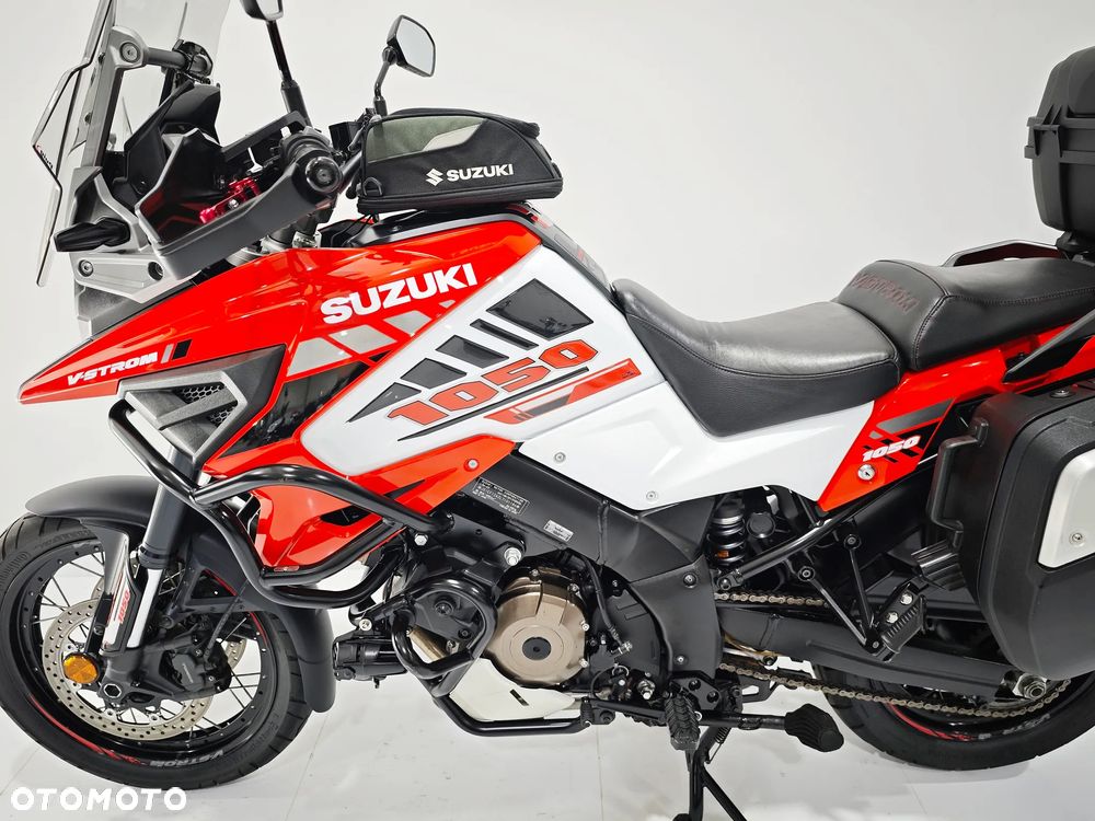 Suzuki V-STROM - 17