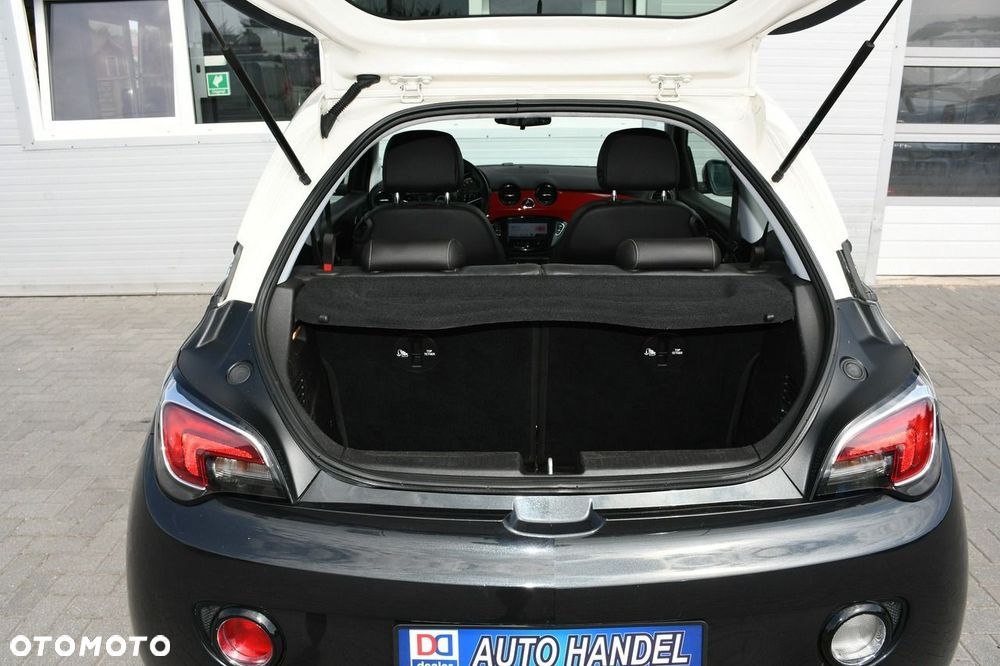 Opel Adam 1.2 - 32