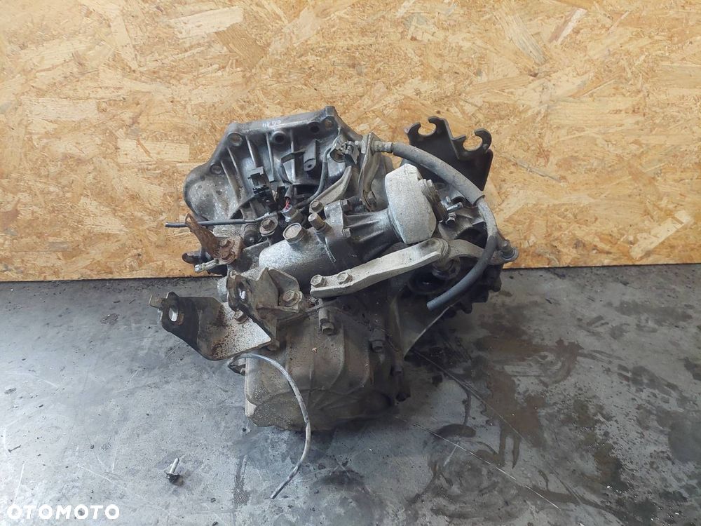 SKRZYNIA BIEGÓW TOYOTA COROLLA E12 1.6 16V VVTI - 3