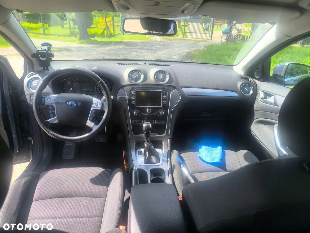Ford Mondeo - 10