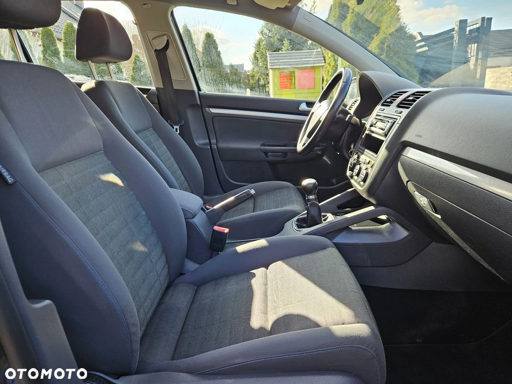 Volkswagen Golf 1.6 Tour - 11