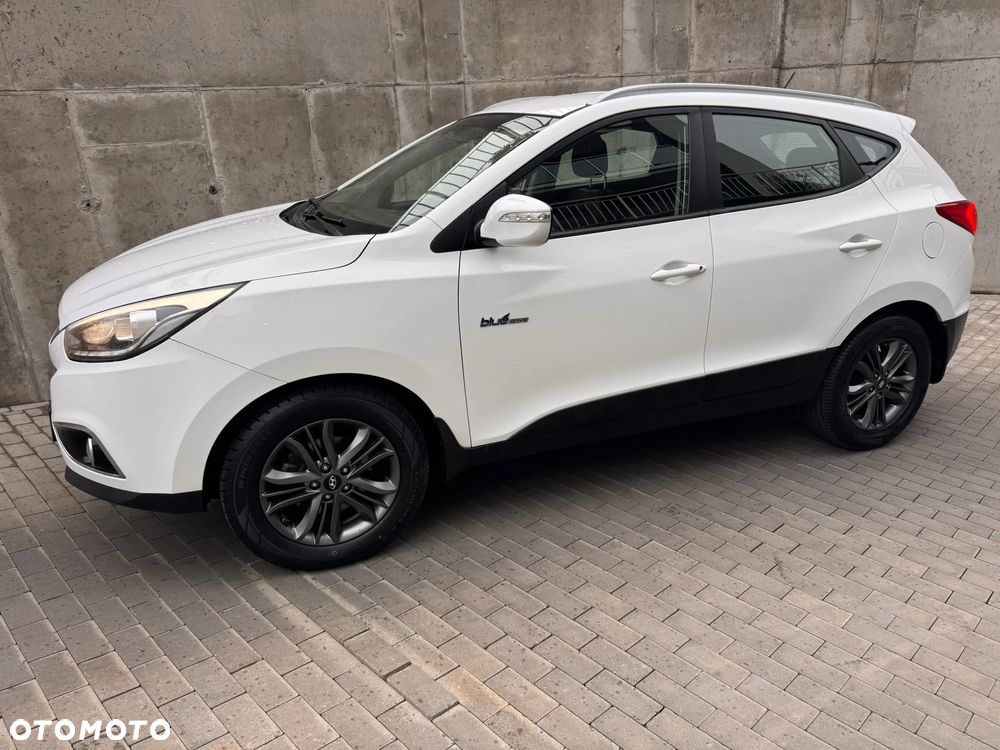 Hyundai ix35 blue 1.6 2WD Finale Gold - 4