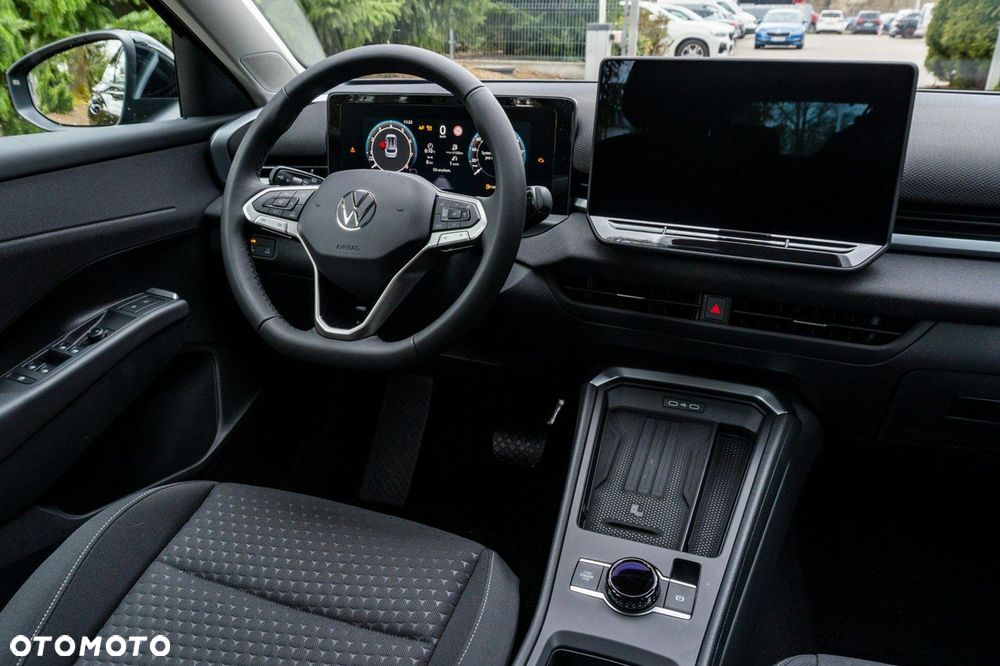 Volkswagen T-Roc - 26