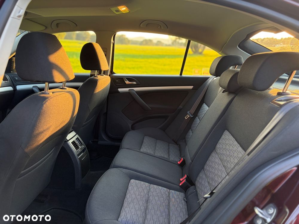Skoda Octavia 1.6 TDI Ambition - 19