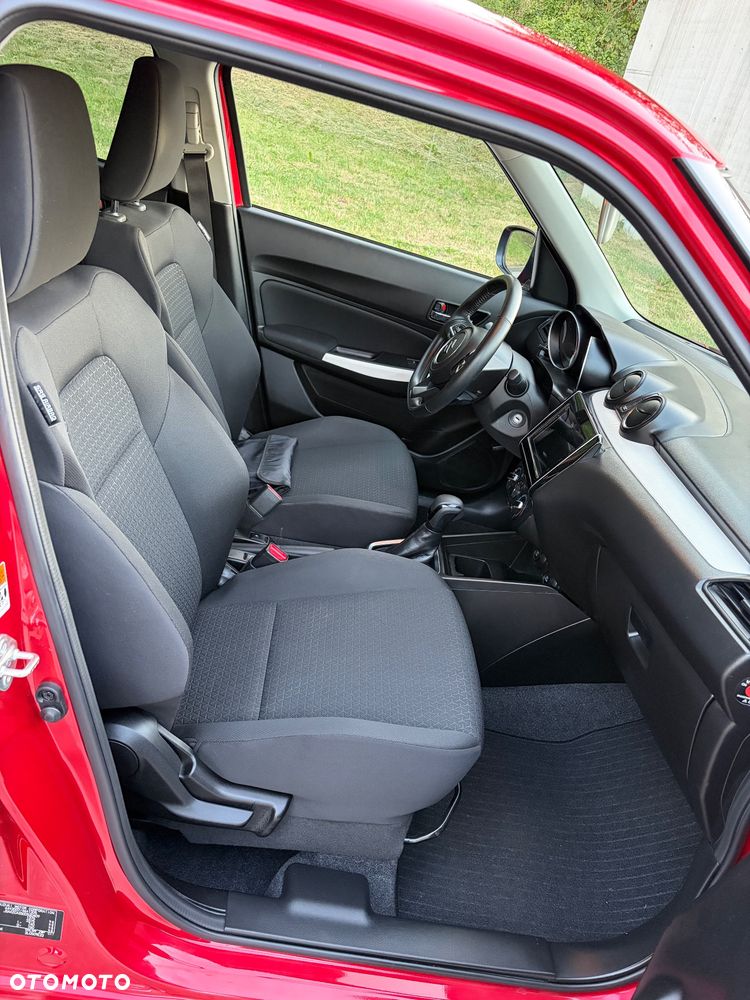 Suzuki Swift 1.2 Dualjet Hybrid CVT Comfort - 37
