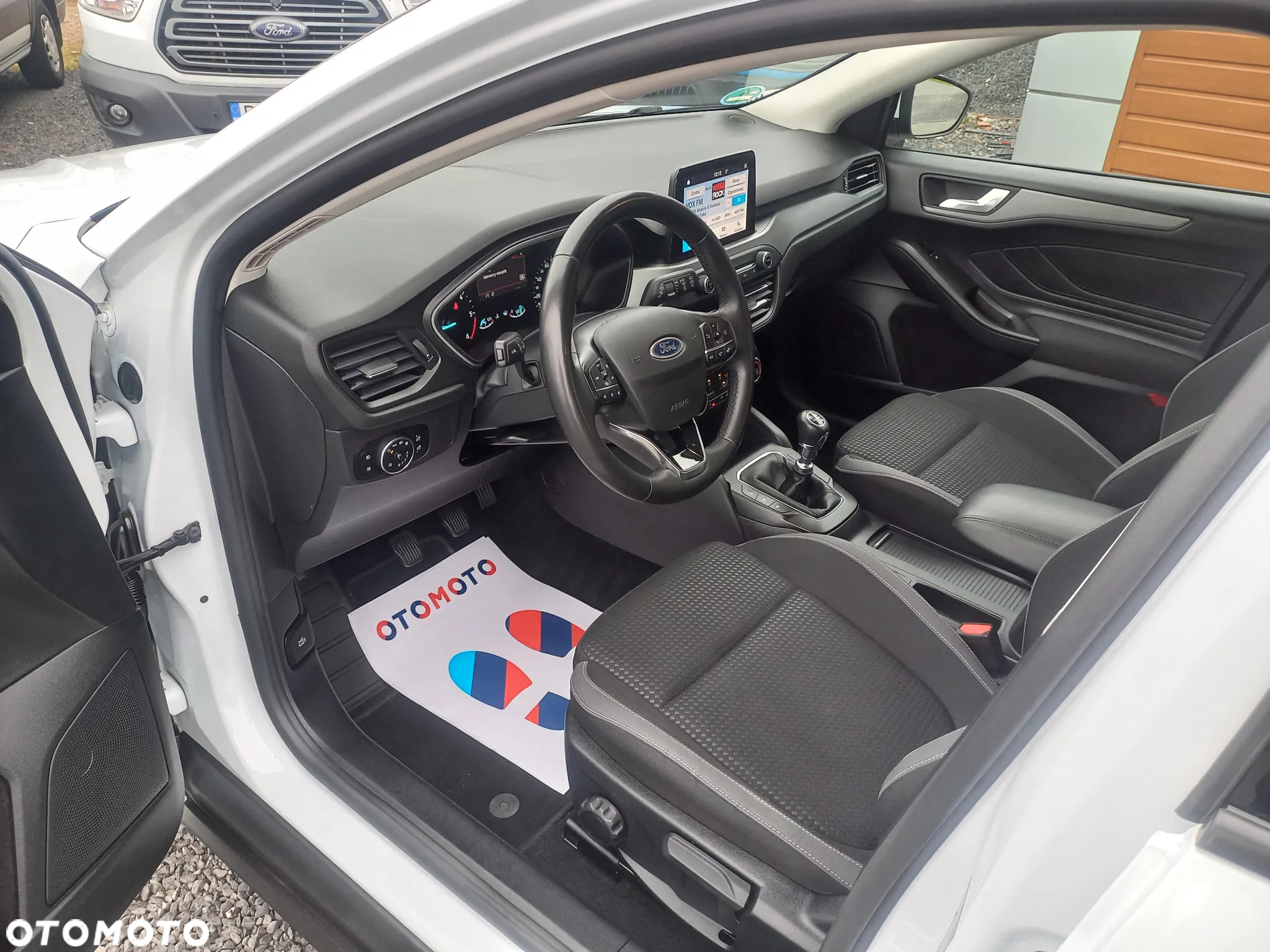Ford Focus 1.5 EcoBlue Start-Stopp-System COOL&CONNECT DESIGN - 13