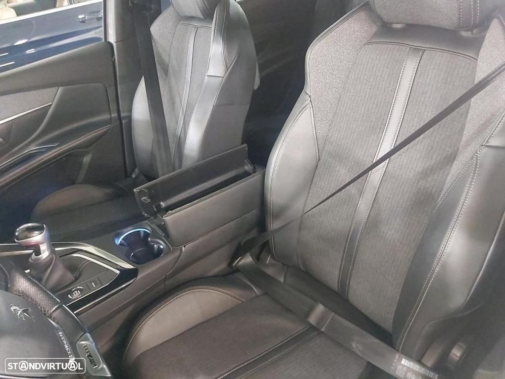 Peugeot 5008 1.5 BlueHDi GT - 4