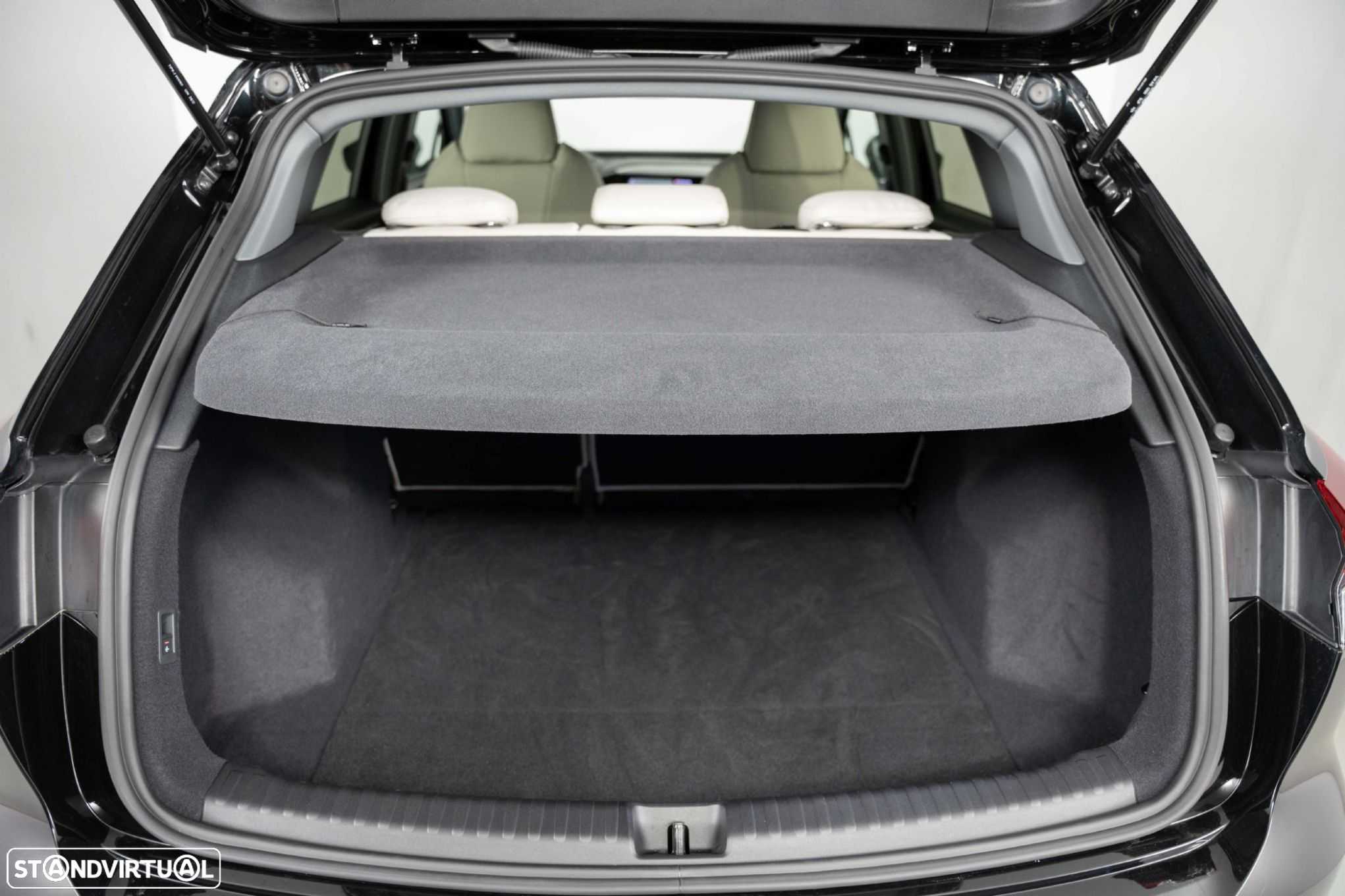 Audi Q4 e-tron 40 82 kWH - 11