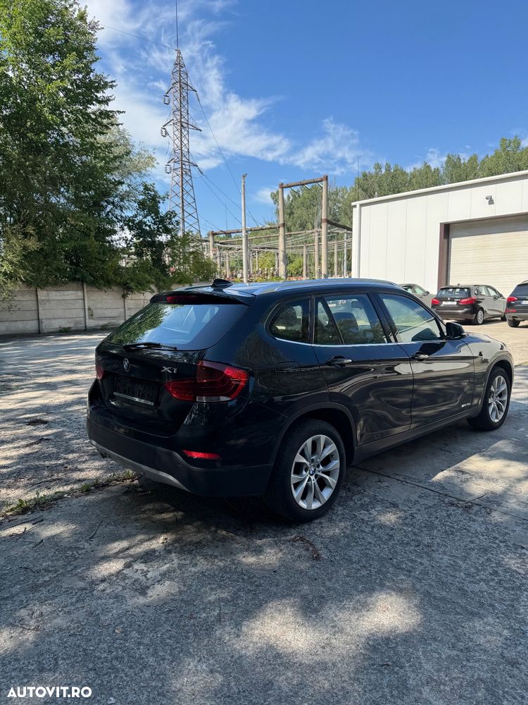 BMW X1 sDrive18d - 4
