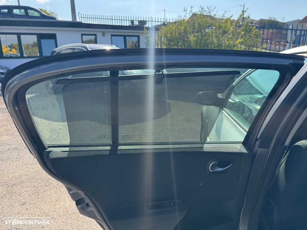 Renault Mégane 1.5 dCi Confort Authentique - 8