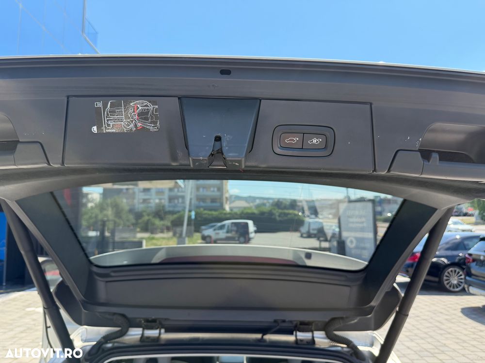 Volvo V90 - 32