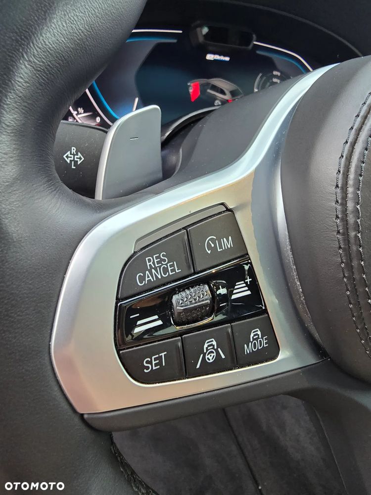 BMW Seria 5 530e Luxury Line sport - 22