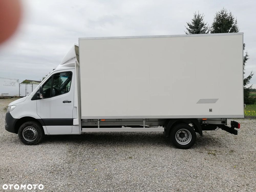 Mercedes-Benz Sprinter - 4