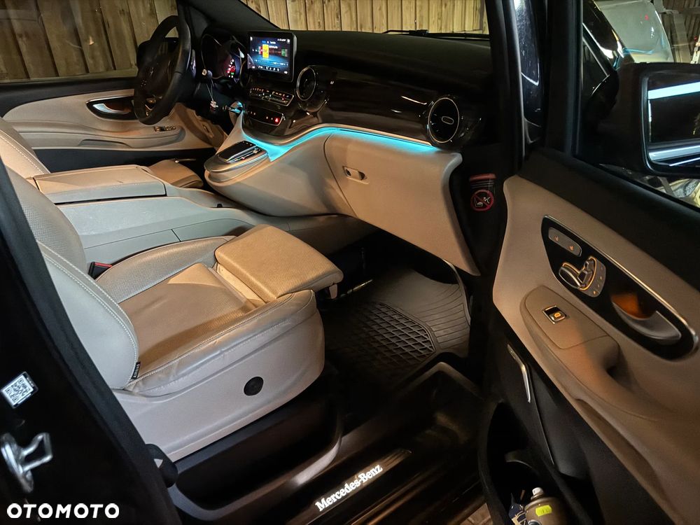 Mercedes-Benz Klasa V 300 d 4-Matic 9G-Tronic Exclusive (ekstra d³) - 20