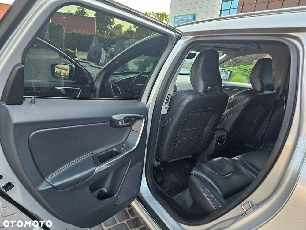 Volvo XC 60 D3 Inscription - 34