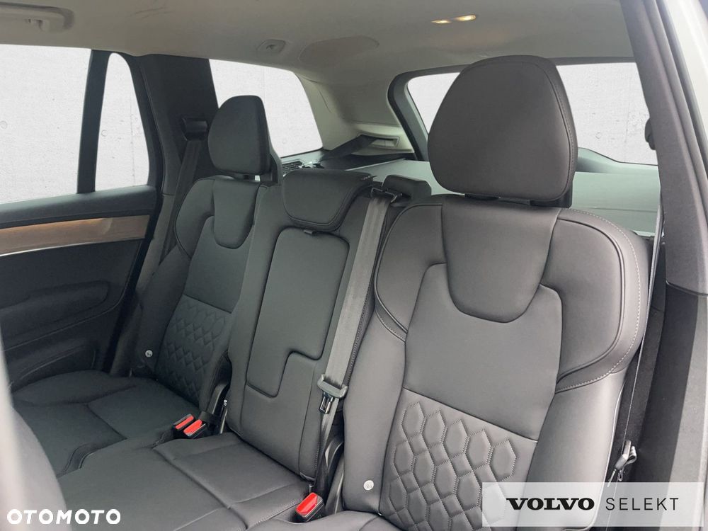 Volvo XC 90 - 18