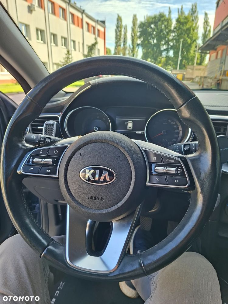 Kia Xceed 2019 photo 5