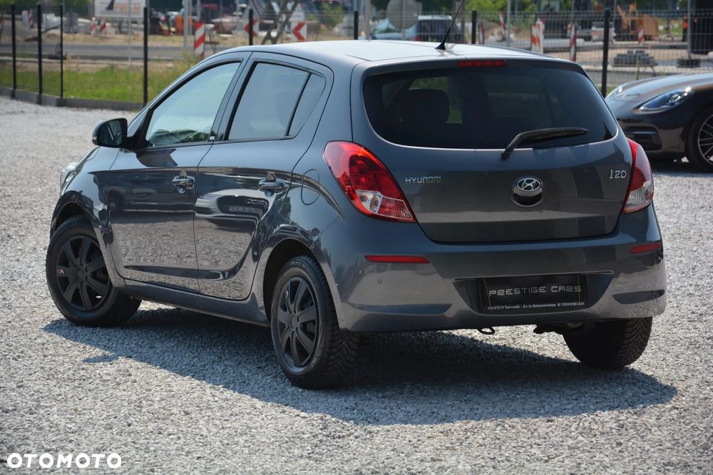 Hyundai i20 - 8