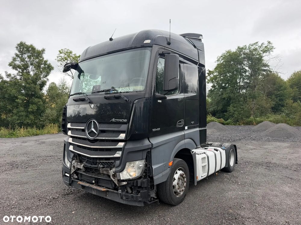 Mercedes-Benz ACTROS - 1