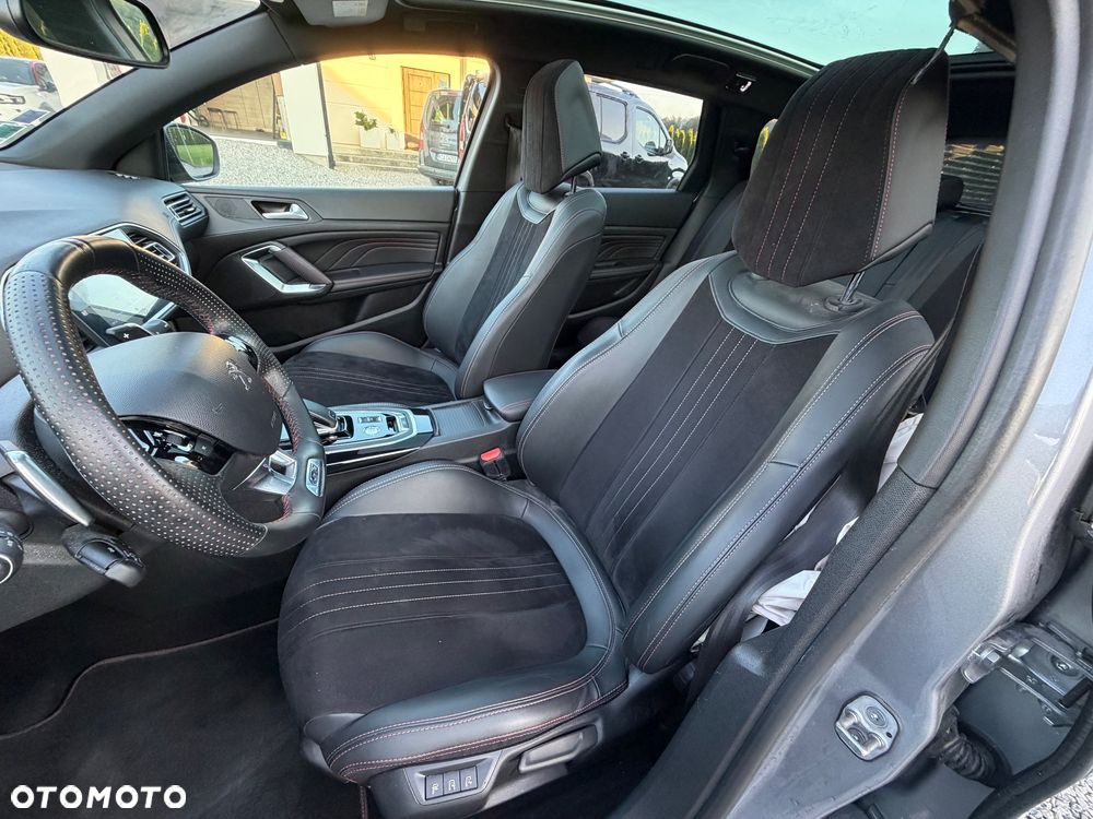 Peugeot 308 PureTech 225 EAT8 Stop & Start GT - 17