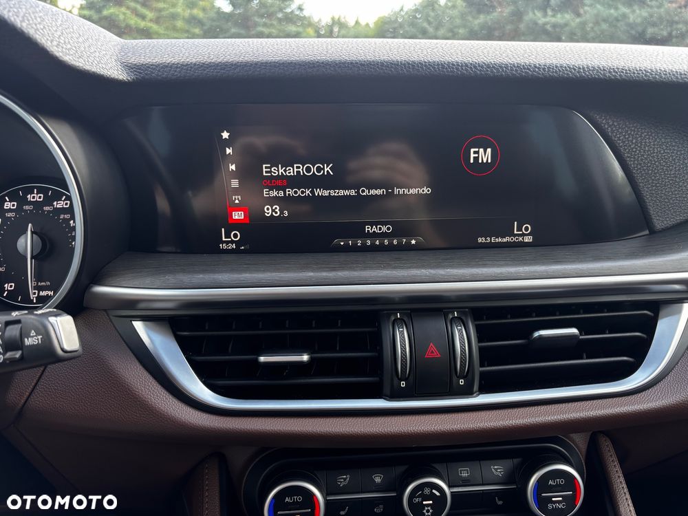 Alfa Romeo Stelvio 2.0 Turbo 16V AT8-Q4 6C Villa dEste - 21
