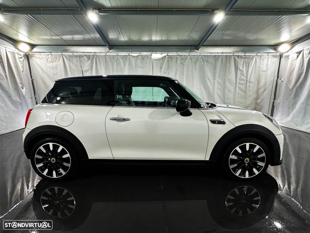 MINI 3 Portas Cooper SE Premium Classic - 12
