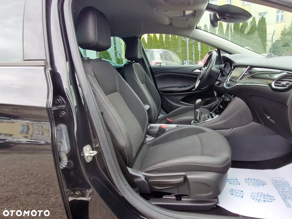 Opel Astra 1.4 Turbo Business - 16