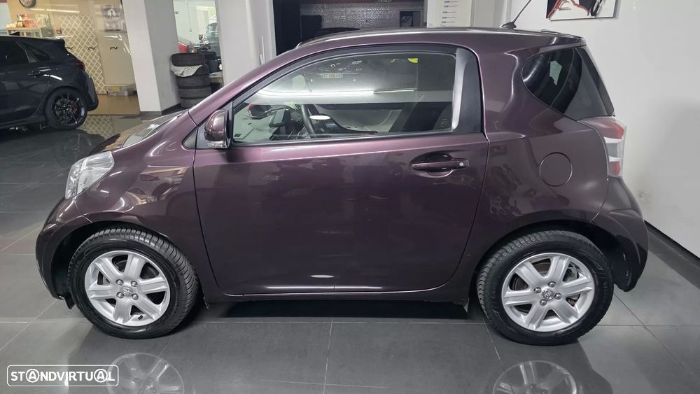 Toyota iQ 1.0 VVT-i 2 MultiDrive - 21