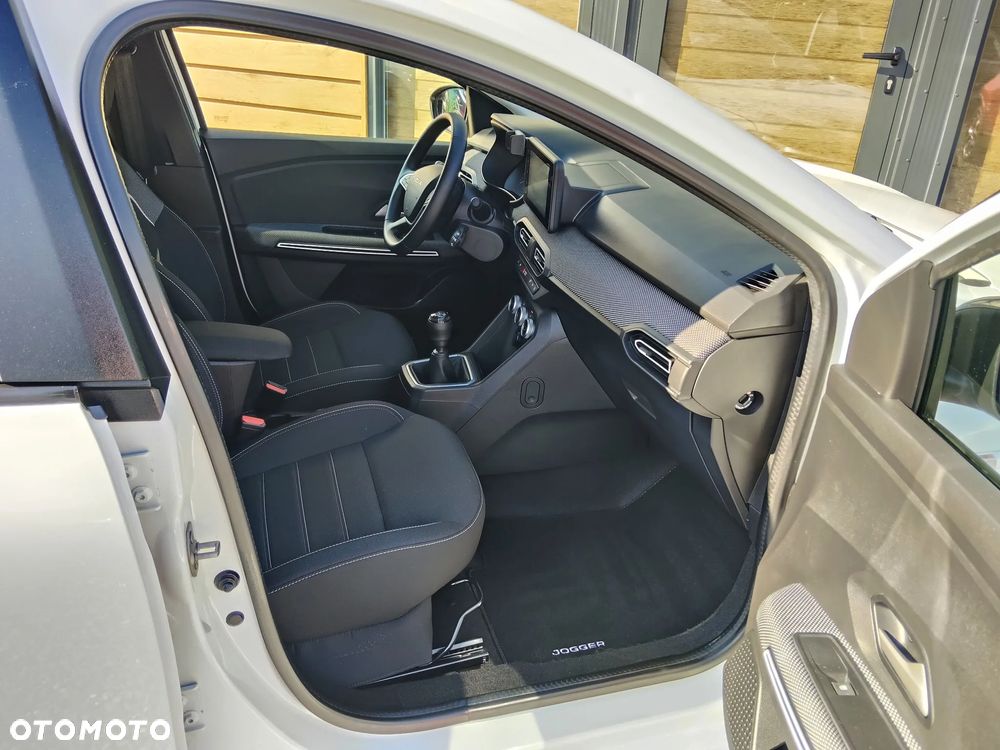Dacia Jogger TCe 110 Extreme - 26