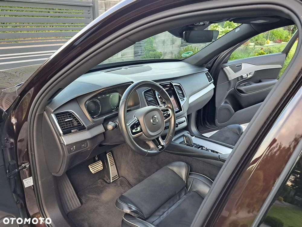 Volvo XC 90 B5 D AWD R-Design 7os - 12