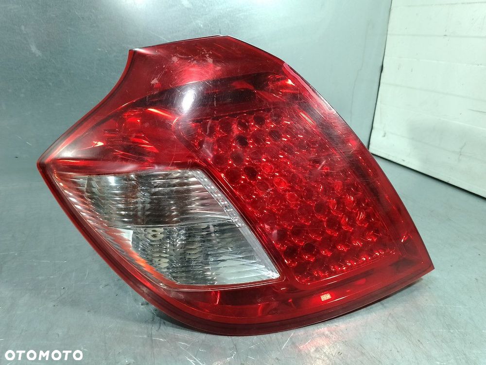 LAMPA TYLNA LEWA KIA CEE'D I 92401-1H0  HATCHBACK - 3