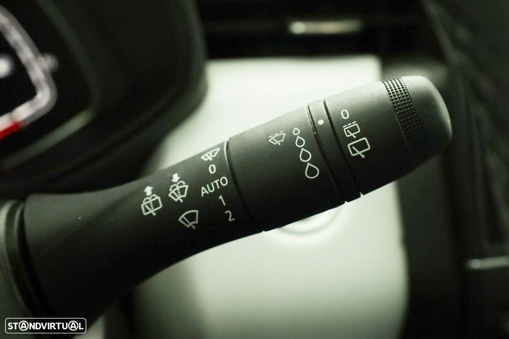 Renault Clio 1.0 TCe Techno Bi-Fuel - 16