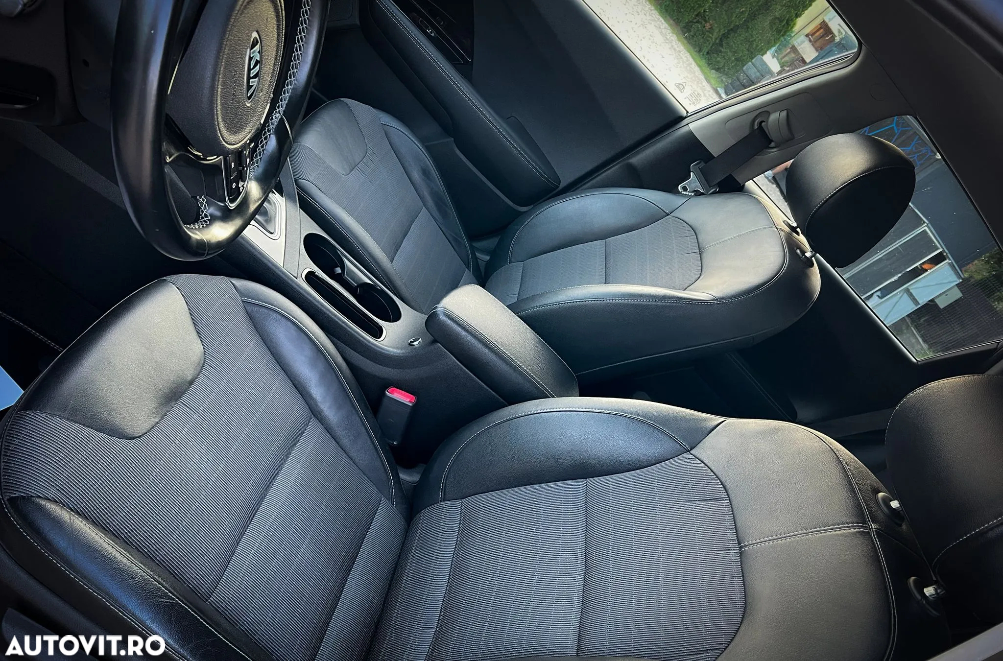 Kia Niro 1.6 GDI 6DCT HEV Premium - 12