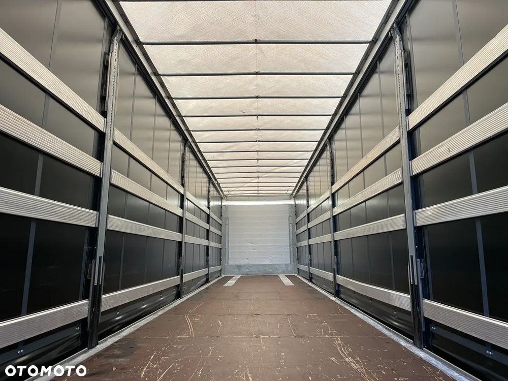 Schmitz Cargobull 2019**STANDARD**OŚ.POD**PALECIARA**JAK NOWA - 18