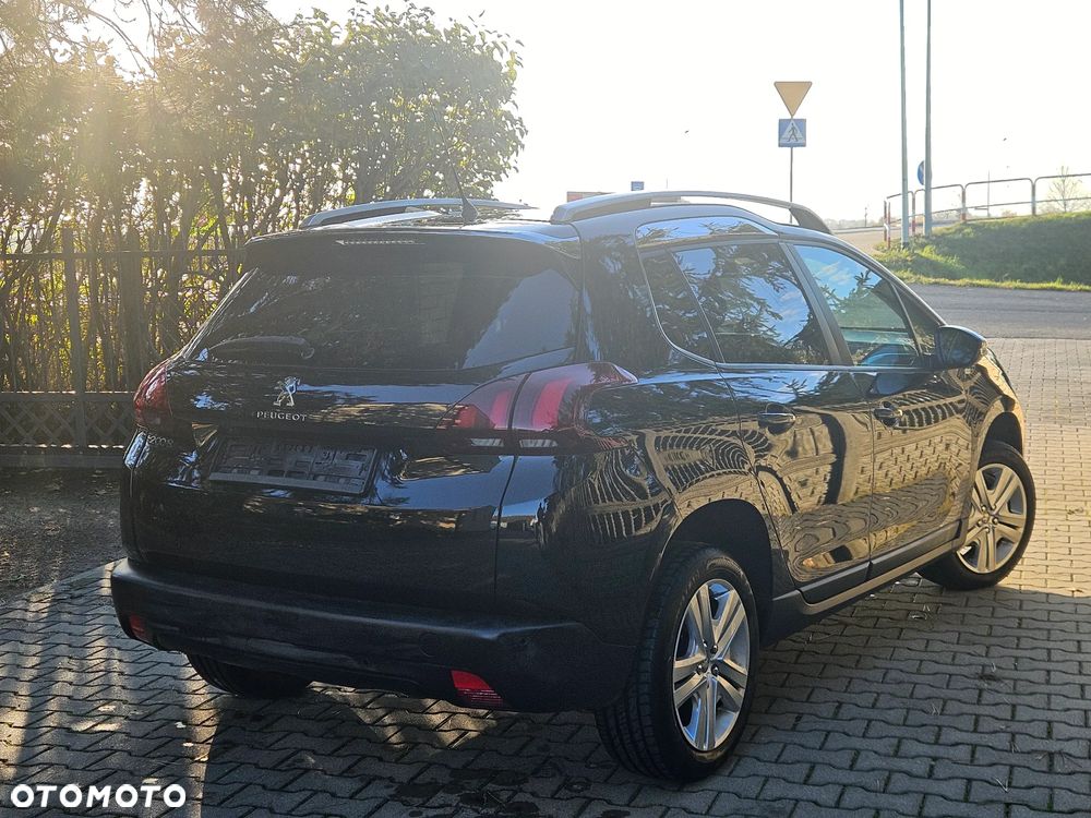 Peugeot 2008 1.6 BlueHDi Style - 30